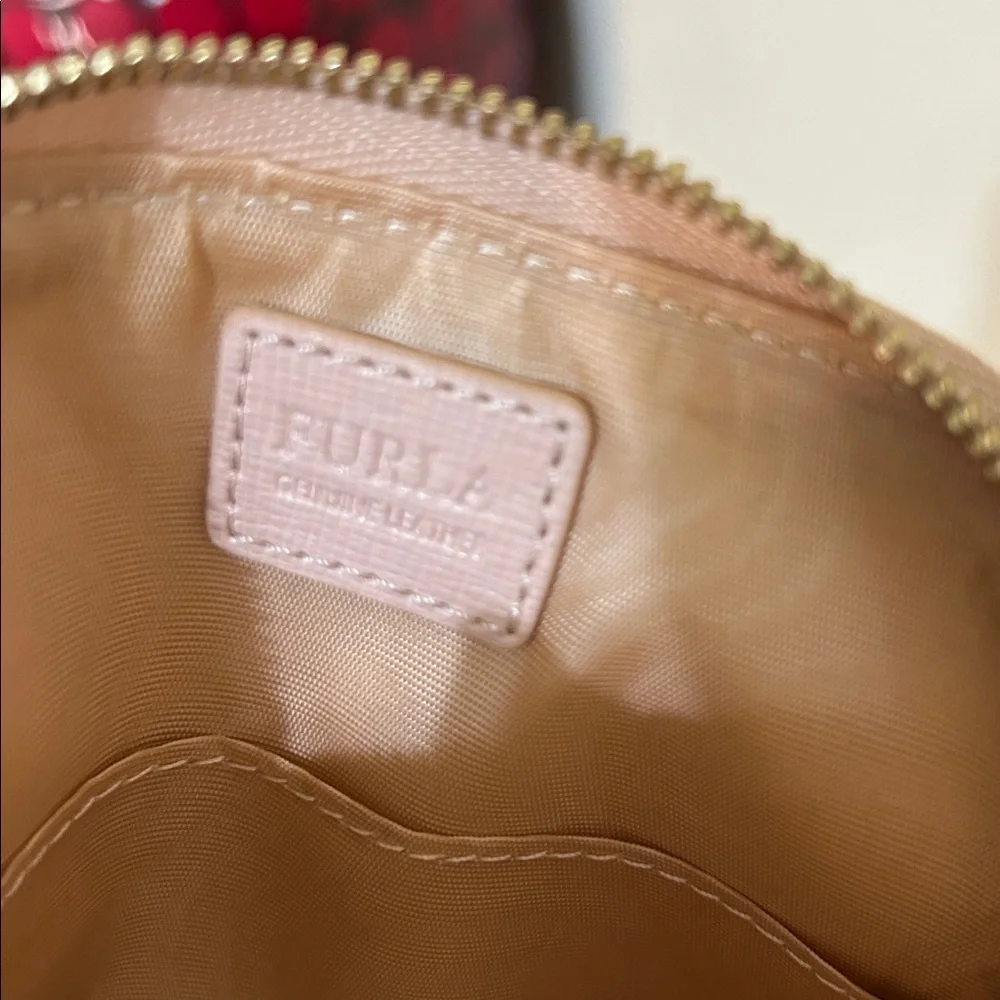 Furla Bear Coin Purse Cream/Black Sunglasses – NWT Chic Mini Designer Pouch